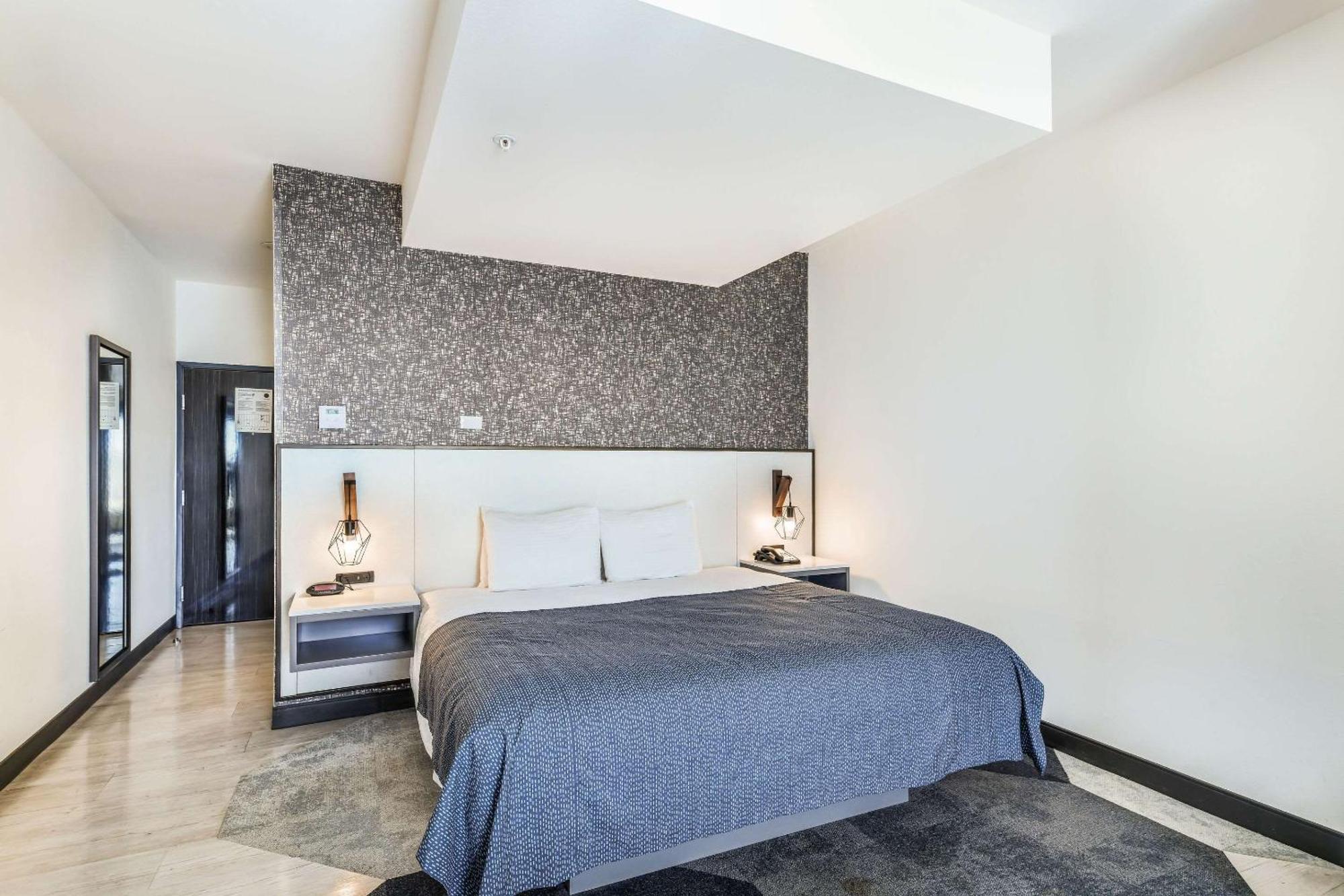 Hy-Lo Hotel, Ascend Hotel Collection Calera Экстерьер фото